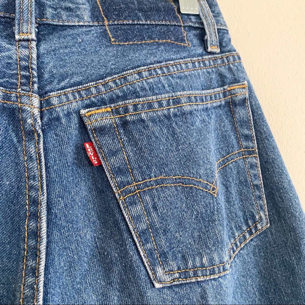 Levi’s Vintage 501 Lightwash Taper Leg High Waist High Rise Button Fly Mom Jeans